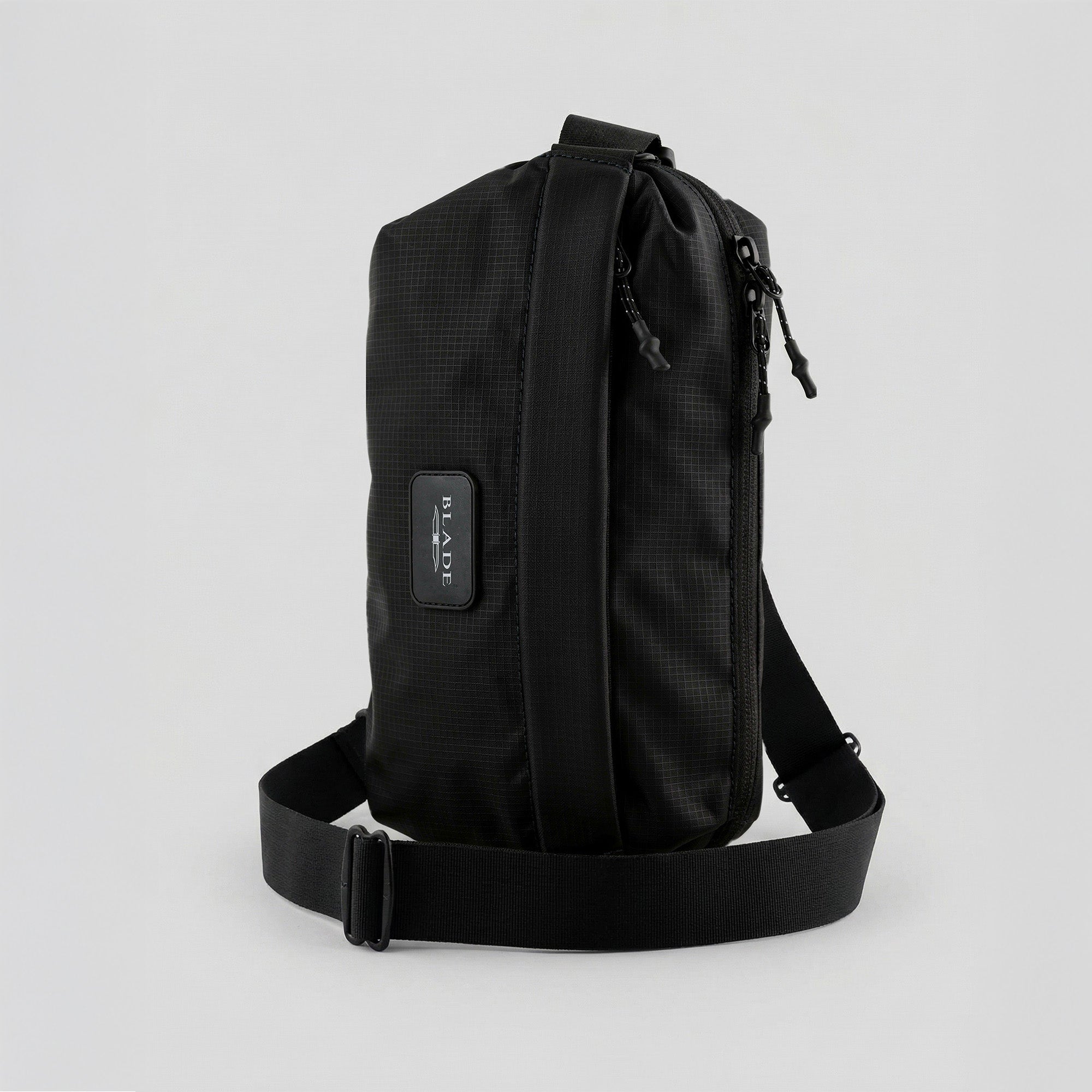 BLADE CROSSBODY BAG BLACK